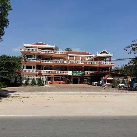 Jasmine Hotel Sihanoukville Exterior photo